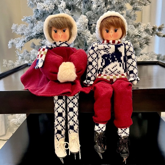 🎄⛸️”Frosty Harmony" Ice Skater's⛸️🎄 - Picture 2 of 9